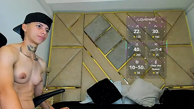 Snapshot of AmberAdams_ chatting on October 2, 2025, 2:02 pm AmberAdams online show from October 2, 2025, 2:02 pm