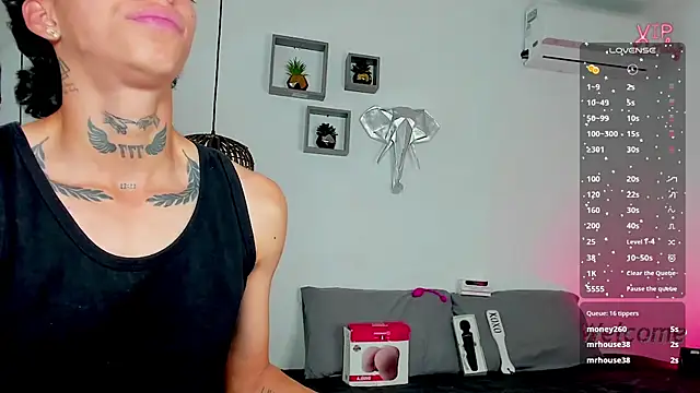 AmberAdams  online show from January 31, 2026, 7:11 pm