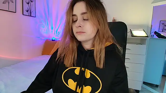 Snapshot of miss_seline chatting on March 18, 2025, 8:59 pm miss seline online show from March 18, 2025, 8:59 pm