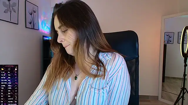 Snapshot of miss_seline chatting on January 10, 2026, 12:34 am miss seline online show from January 10, 2026, 12:34 am