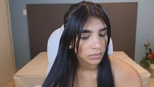 maiaa ruiz online show from December 15, 2024, 1:22 pm