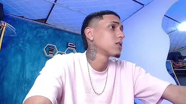 Liam lee online show from February 1, 2025, 4:00 pm