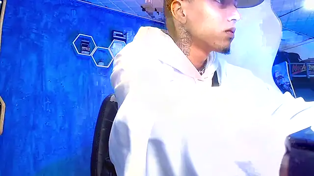 Liam lee online show from February 16, 2025, 12:54 pm