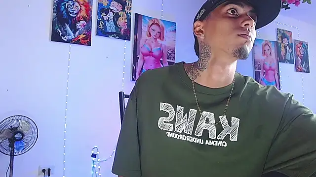 Liam lee online show from October 17, 2025, 11:51 pm