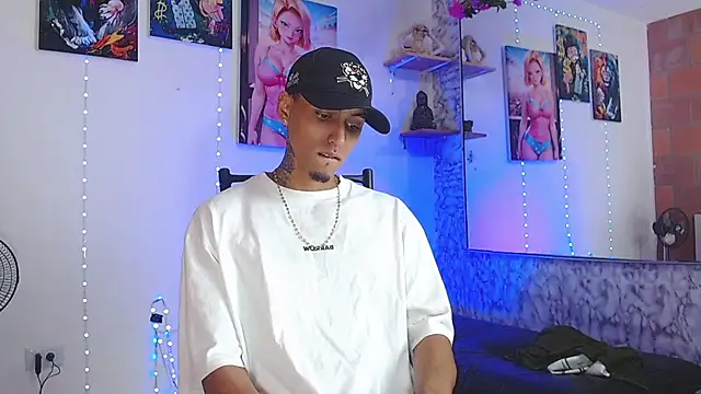 Liam lee online show from October 19, 2025, 2:29 pm