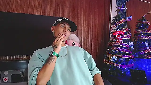 Liam lee online show from December 13, 2025, 7:53 pm