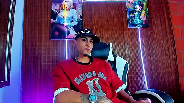 Liam lee online show from February 21, 2026, 9:05 pm