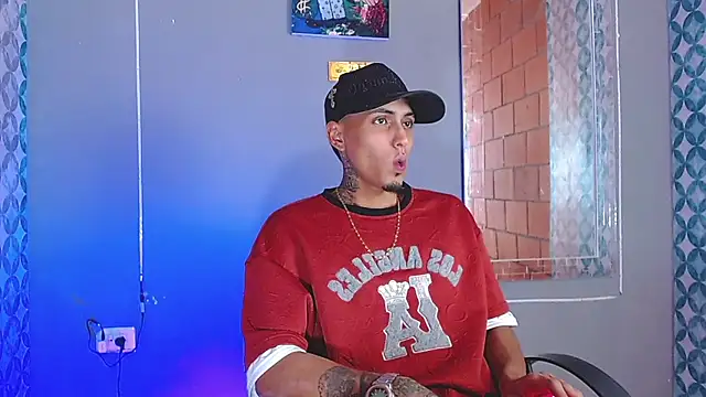 Liam lee online show from July 25, 2026, 9:34 pm