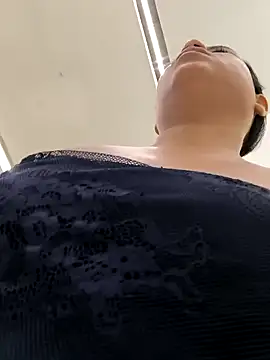 Snapshot of Francesca_ferrari chatting on December 23, 2024, 5:22 pm Francesca ferrari online show from December 23, 2024, 5:22 pm