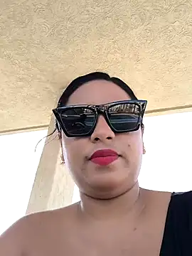 Snapshot of Francesca_ferrari chatting on February 3, 2025, 7:42 pm Francesca ferrari online show from February 3, 2025, 7:42 pm