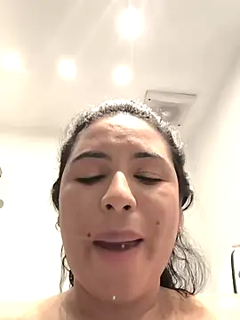 Snapshot of Francesca_ferrari chatting on February 7, 2025, 1:25 am Francesca ferrari online show from February 7, 2025, 1:25 am