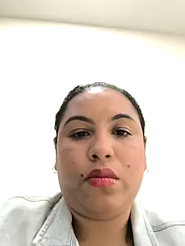 Snapshot of Francesca_ferrari chatting on March 14, 2025, 2:31 am Francesca ferrari online show from March 14, 2025, 2:31 am