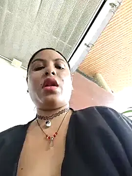 Snapshot of Francesca_ferrari chatting on September 22, 2025, 6:32 pm Francesca ferrari online show from September 22, 2025, 6:32 pm