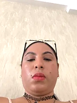 Snapshot of Francesca_ferrari chatting on October 25, 2025, 4:02 pm Francesca ferrari online show from October 25, 2025, 4:02 pm