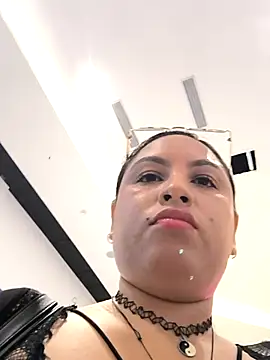 Snapshot of Francesca_ferrari chatting on October 29, 2025, 10:00 pm Francesca ferrari online show from October 29, 2025, 10:00 pm