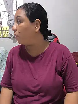 Snapshot of Francesca_ferrari chatting on June 20, 2026, 8:44 pm Francesca ferrari online show from June 20, 2026, 8:44 pm