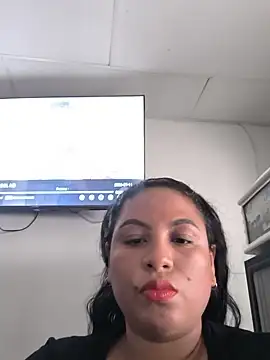 Snapshot of Francesca_ferrari chatting on July 11, 2026, 9:49 pm Francesca ferrari online show from July 11, 2026, 9:49 pm