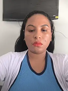 Snapshot of Francesca_ferrari chatting on July 16, 2026, 7:31 pm Francesca ferrari online show from July 16, 2026, 7:31 pm