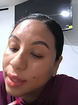 Snapshot of Francesca_ferrari chatting on July 20, 2026, 10:23 pm Francesca ferrari online show from July 20, 2026, 10:23 pm