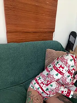 Snapshot of haileyhope_ chatting on December 20, 2025, 10:44 am haileyhope online show from December 20, 2025, 10:44 am