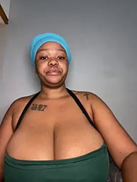 Mandy-101 online show from February 15, 2026, 10:25 am