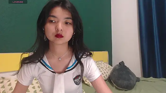 Shy Kira online show from June 17, 2026, 1:56 pm