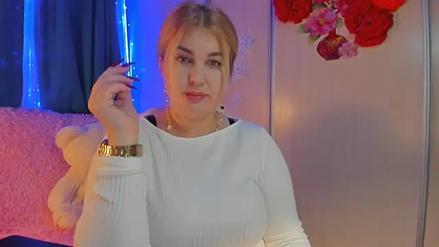 Snapshot of CoraSwon chatting on January 21, 2025, 2:15 pm CoraSwon online show from January 21, 2025, 2:15 pm