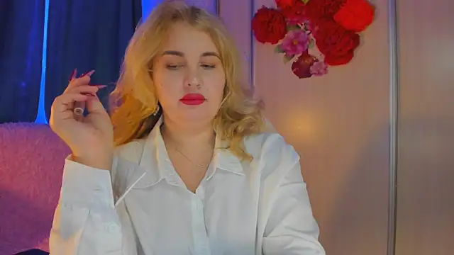 Snapshot of CoraSwon chatting on February 5, 2025, 3:31 pm CoraSwon online show from February 5, 2025, 3:31 pm