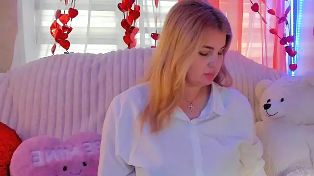 Snapshot of CoraSwon chatting on February 27, 2025, 10:37 am CoraSwon online show from February 27, 2025, 10:37 am