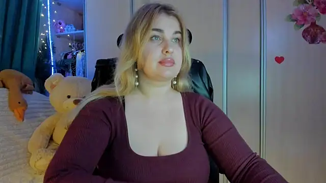 CoraSwon online show from March 4, 2026, 5:30 pm