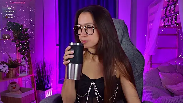 LanaBaker online show from March 15, 2026, 2:50 am