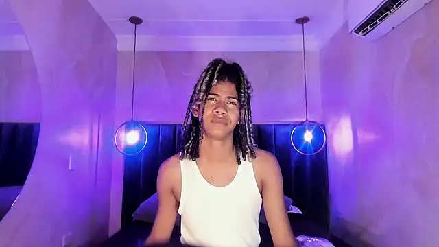 Snapshot of Maxim-Walker chatting on September 14, 2025, 3:16 am Maxim-Walker online show from September 14, 2025, 3:16 am