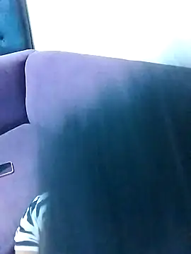 littlebrunett online show from December 18, 2024, 11:24 am