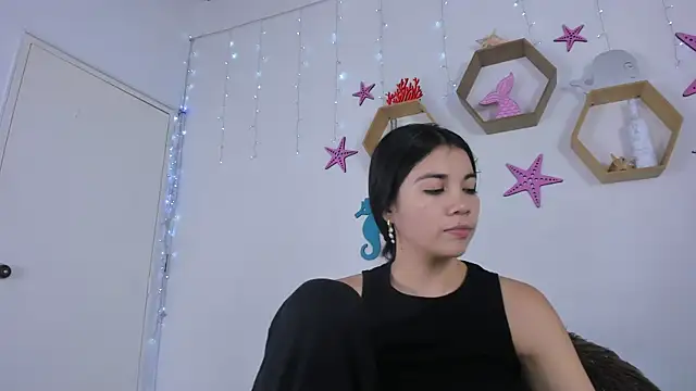 Snapshot of Emiily_Parkerr chatting on December 27, 2024, 3:09 am Emiily Parkerr online show from December 27, 2024, 3:09 am