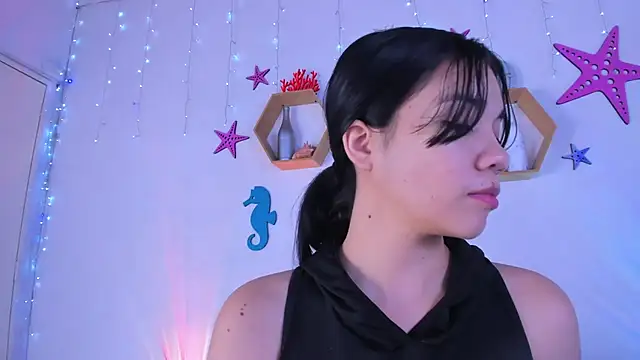 Snapshot of Emiily_Parkerr chatting on September 26, 2025, 3:21 am Emiily Parkerr online show from September 26, 2025, 3:21 am