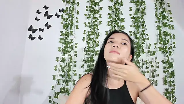 Emiily Parkerr online show from February 20, 2026, 3:03 am