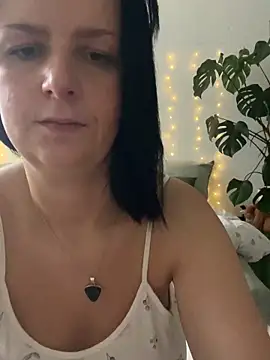 Snapshot of Off__Melonenmandy chatting on May 6, 2026, 5:14 am Off Melonenmandy online show from May 6, 2026, 5:14 am