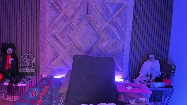 Snapshot of CANDYGABYY chatting on October 29, 2025, 4:15 am CANDYGABYY online show from October 29, 2025, 4:15 am