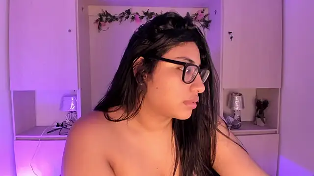 Snapshot of CANDYGABYY chatting on June 18, 2026, 8:13 pm CANDYGABYY online show from June 18, 2026, 8:13 pm