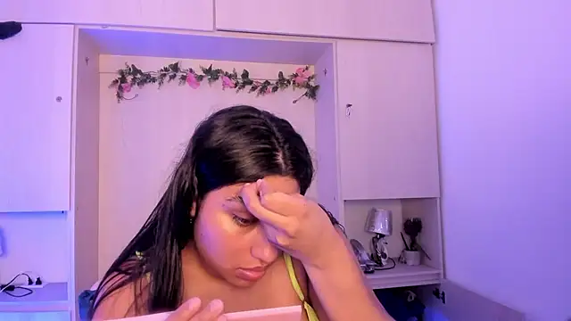 Snapshot of CANDYGABYY chatting on July 7, 2026, 8:02 pm CANDYGABYY online show from July 7, 2026, 8:02 pm