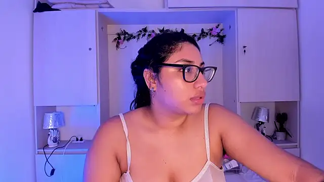 Snapshot of CANDYGABYY chatting on July 10, 2026, 8:11 pm CANDYGABYY online show from July 10, 2026, 8:11 pm