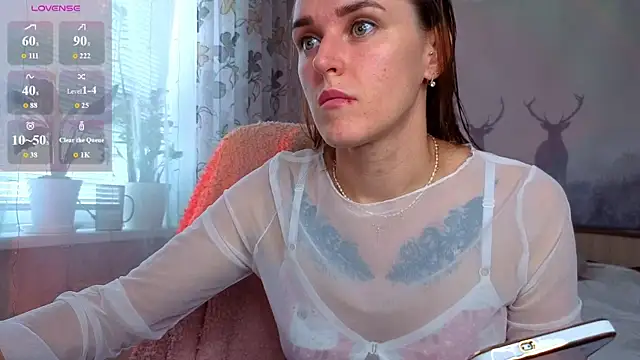 Snapshot of Bella__Swoon chatting on June 24, 2026, 4:55 am Bella Swoon online show from June 24, 2026, 4:55 am