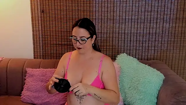 ariana cross online show from March 5, 2026, 1:18 pm