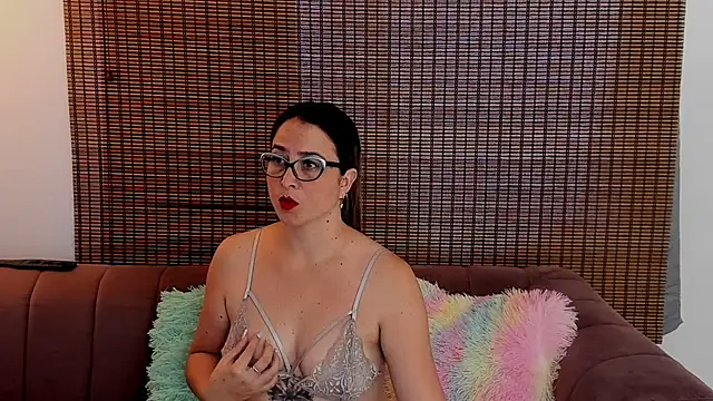 ariana cross online show from July 10, 2026, 1:14 pm