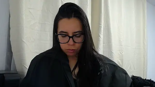 Snapshot of Mariam_Gomezxxx chatting on July 19, 2026, 2:15 am Mariam Gomezxxx online show from July 19, 2026, 2:15 am
