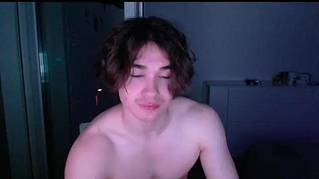 Snapshot of MarkusDean chatting on June 23, 2026, 7:56 pm MarkusDean online show from June 23, 2026, 7:56 pm