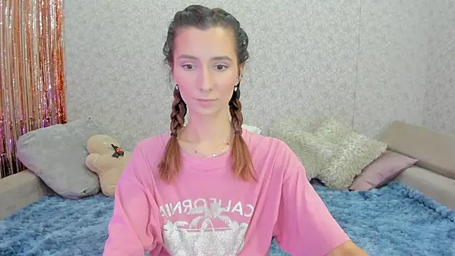 crystalnut online show from January 23, 2025, 12:52 pm