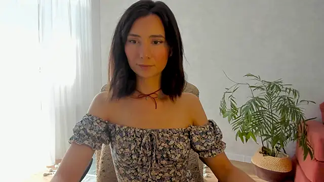 crystalnut online show from July 30, 2026, 2:32 am
