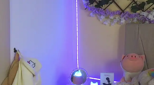 Baby Xian online show from February 10, 2025, 4:08 am