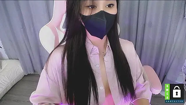 San   San online show from November 11, 2025, 3:06 am